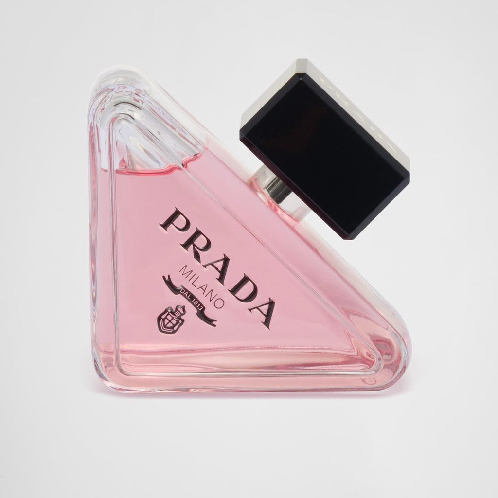 Prada Paradoxe by Prada is a Oriental Floral fragrance for women.