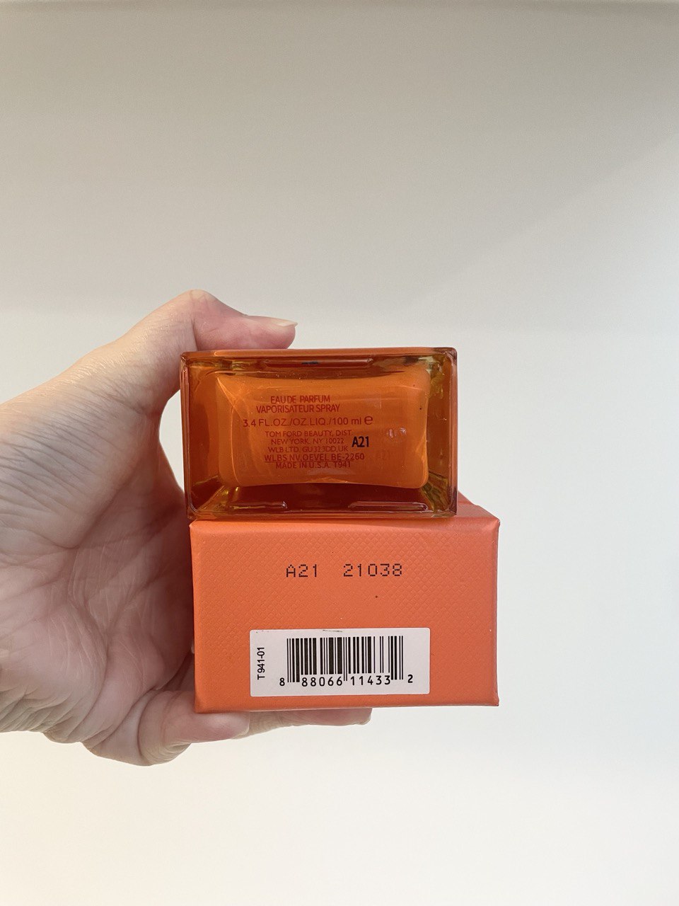 Bitter Peach by Tom Ford is a Oriental Vanilla fragrance for women and men