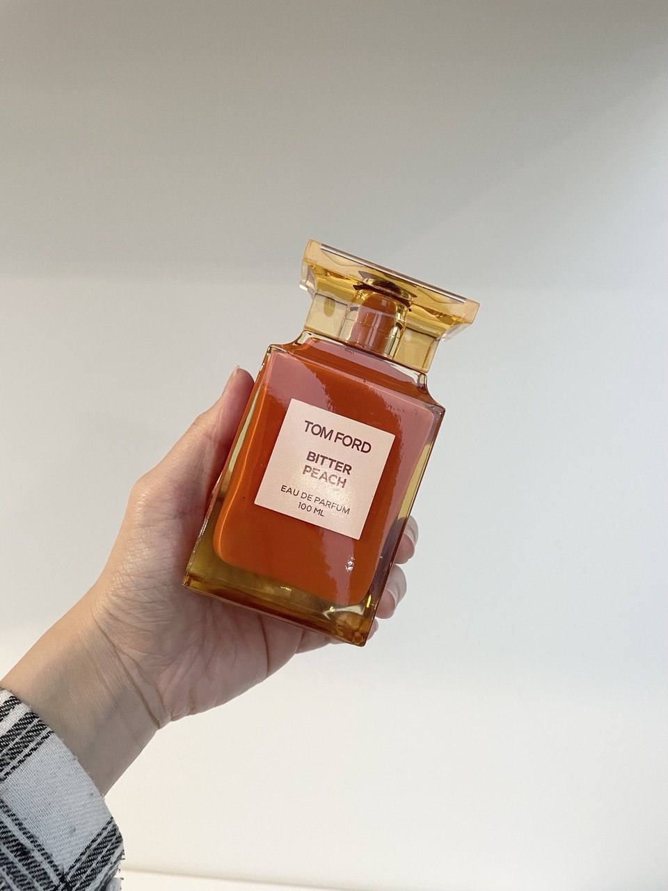 Bitter Peach by Tom Ford is a Oriental Vanilla fragrance for women and men