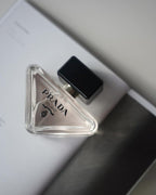 Prada Paradoxe by Prada is a Oriental Floral fragrance for women.