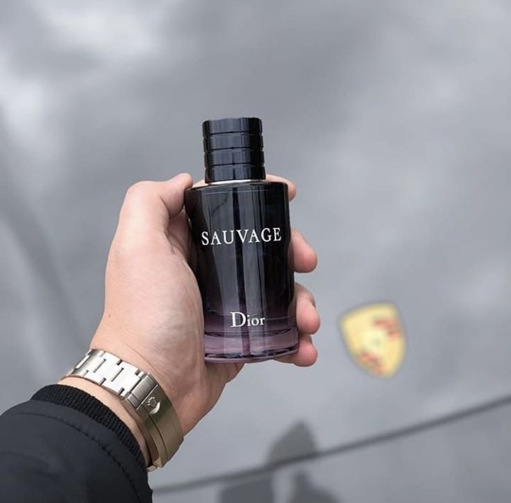 Sauvage by Dior – Bold Aromatic Fougère Fragrance for Men
