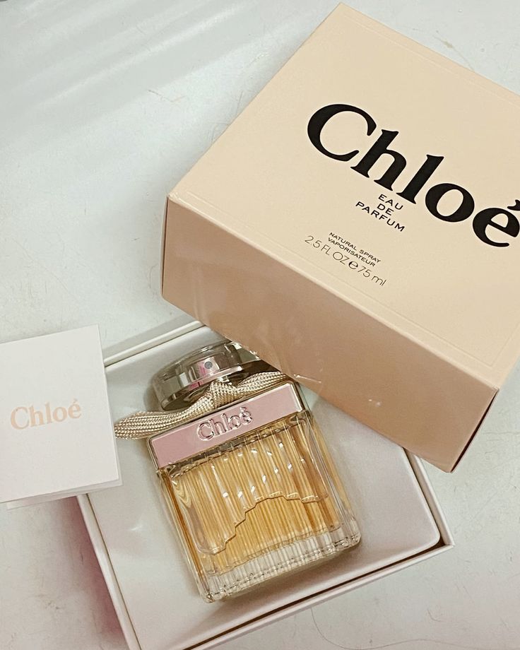 Chloé Eau de Parfum by Chloé is a Floral fragrance for women